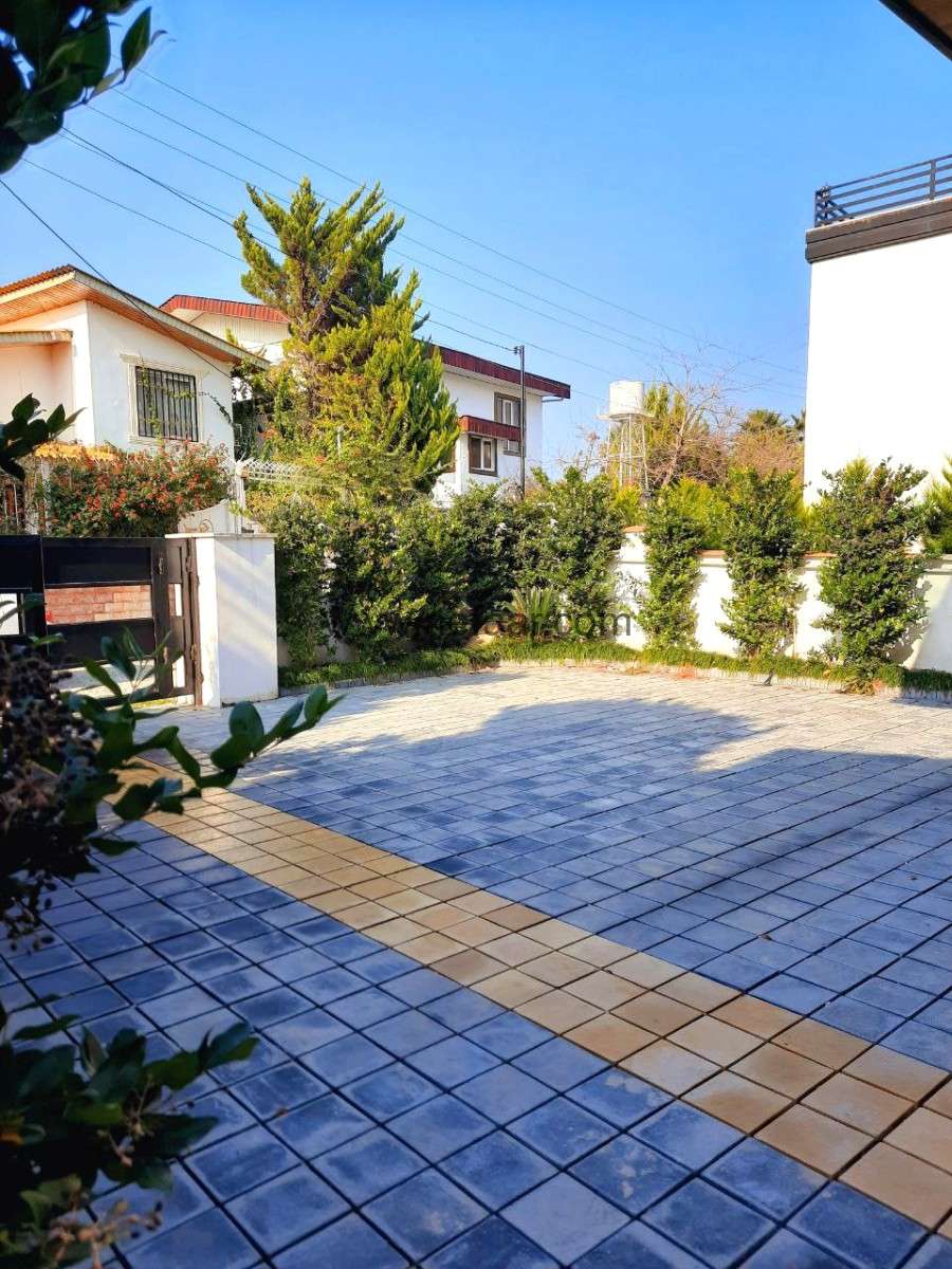 فروش ویلای مدرن و خوش قیمت در منطقهی برند ملکار
