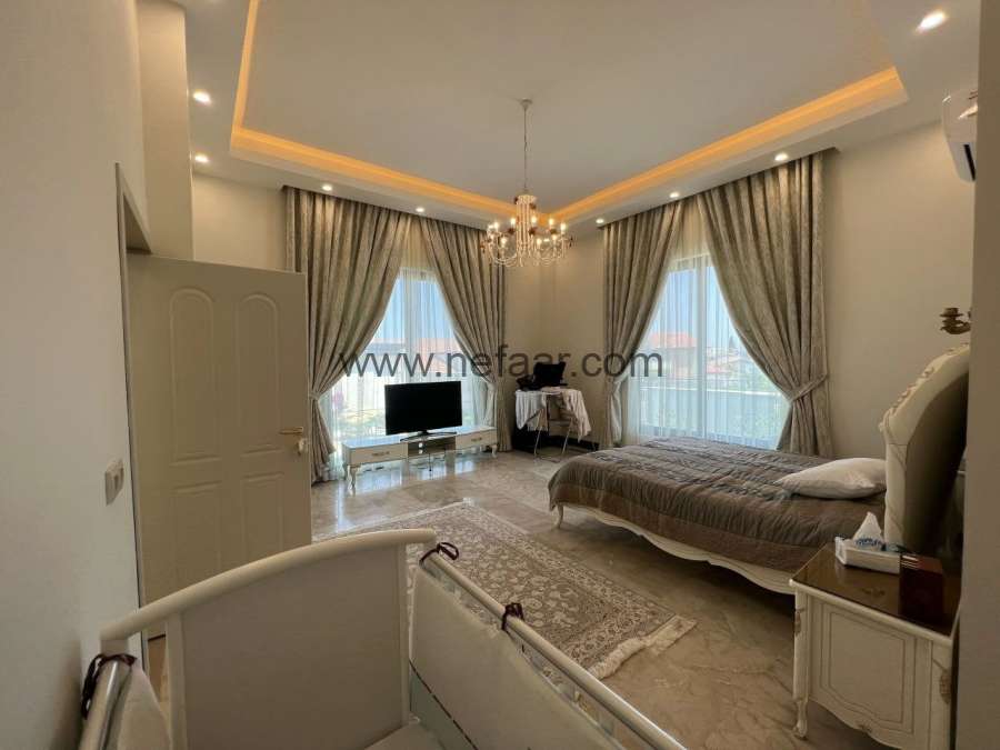 فروش کاخ ویلای لاکچری در بهشت زیبای رویان