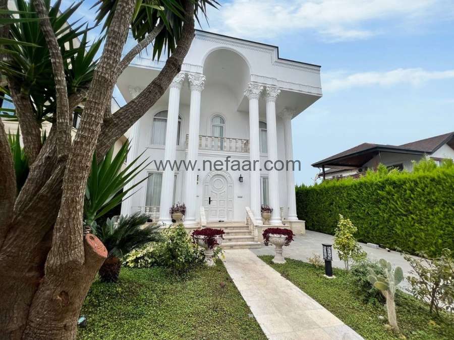 فروش ویلای استخردار در شهرک گل کاغذی نوشهر