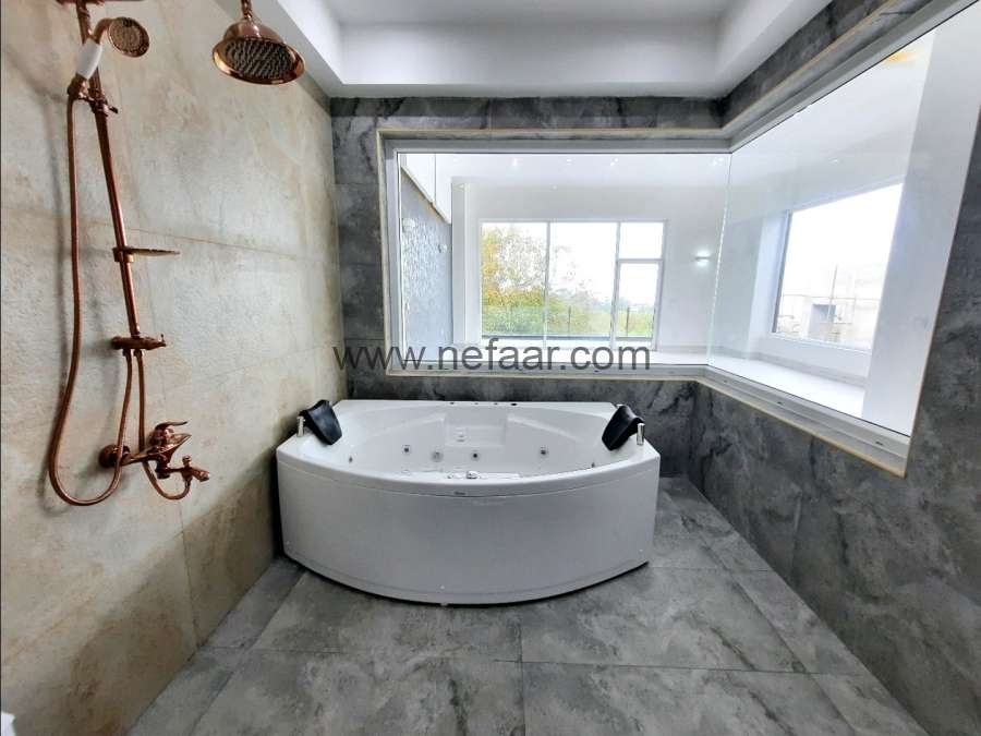 فروش ویلای هوشمند و فول امکانات در منطقه نارنجبن رویان