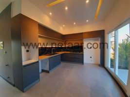 فروش ویلای مدرن و فول امکانات ساحلی در سرخرود