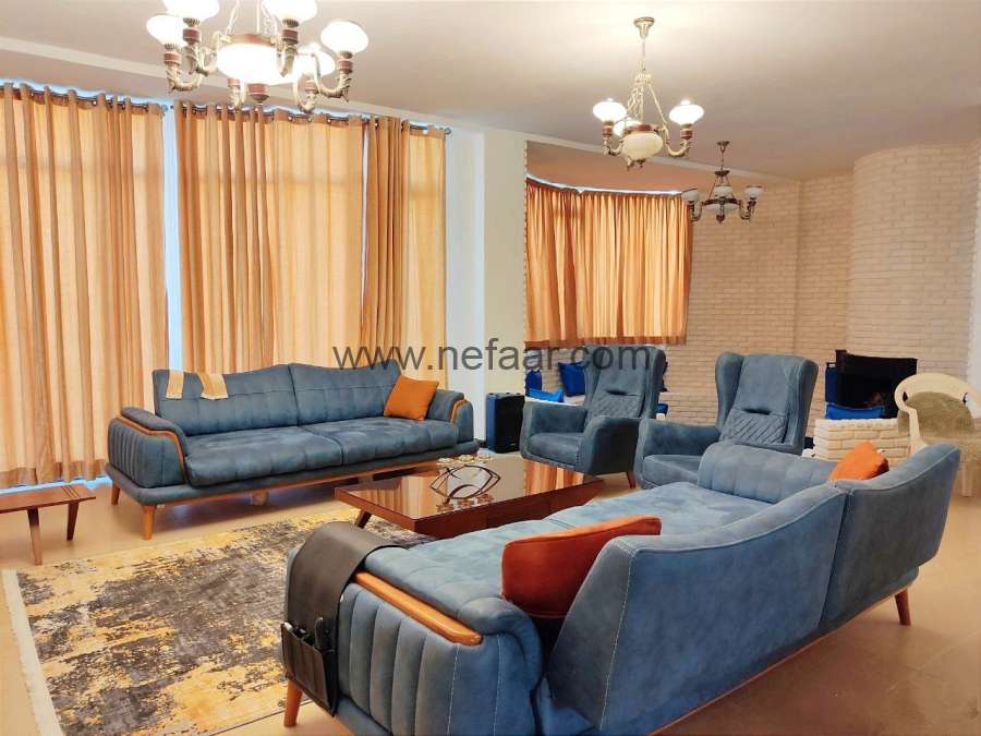  ویلا کلاسیک استخردار و‌ شهرکی در رویان