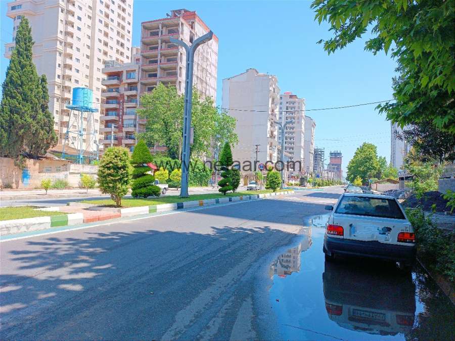 مشارک در ساخت زمین قواره اول ساحل در خط دریا سرخرود