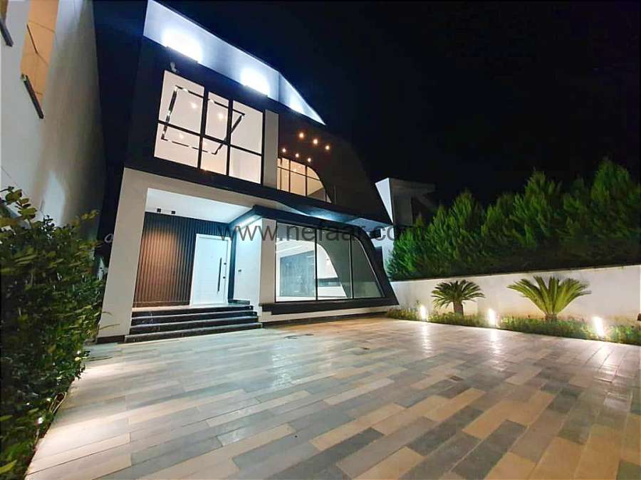 ویلای مدرن و استخردار در چلک نوشهر