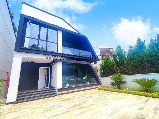  ویلای مدرن و استخردار در چلک نوشهر