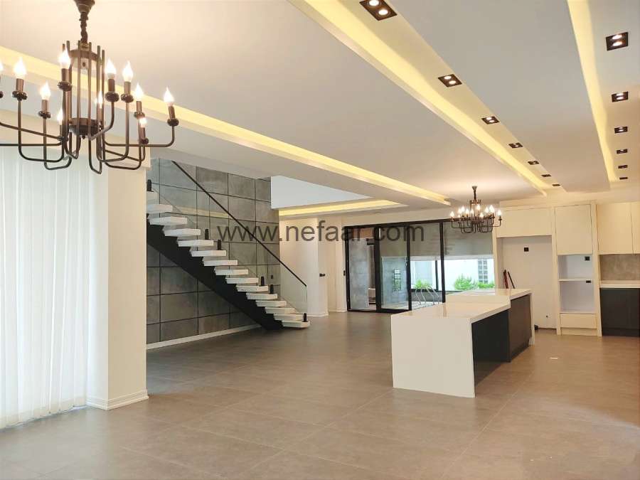 فروش ویلای تریبلکس در شهرک یاقوت رویان