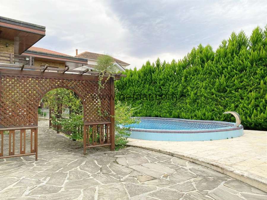 ویلاباغ در شهرک زیباشهر رویان