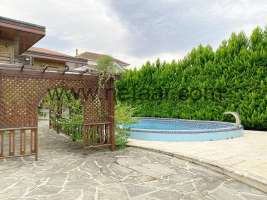 ویلاباغ در شهرک زیباشهر رویان