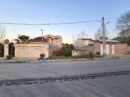 زمین در سرخرود