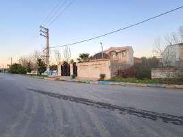 زمین در سرخرود