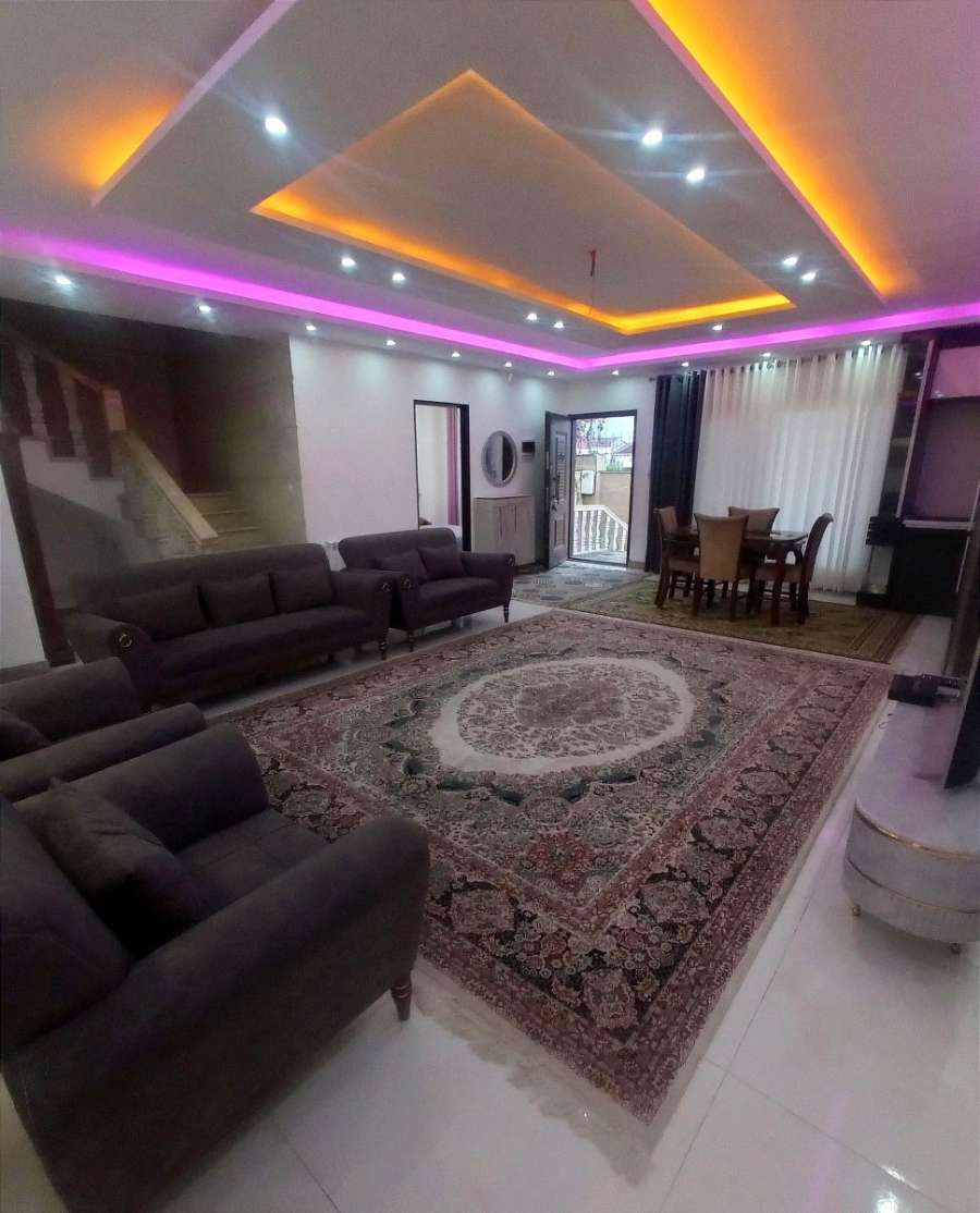 ویلا ساحلی چهار خواب در سرخرود ، استخردار