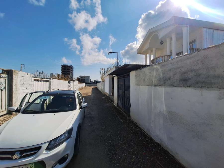 زمین ساحلی در شهر سرخرود