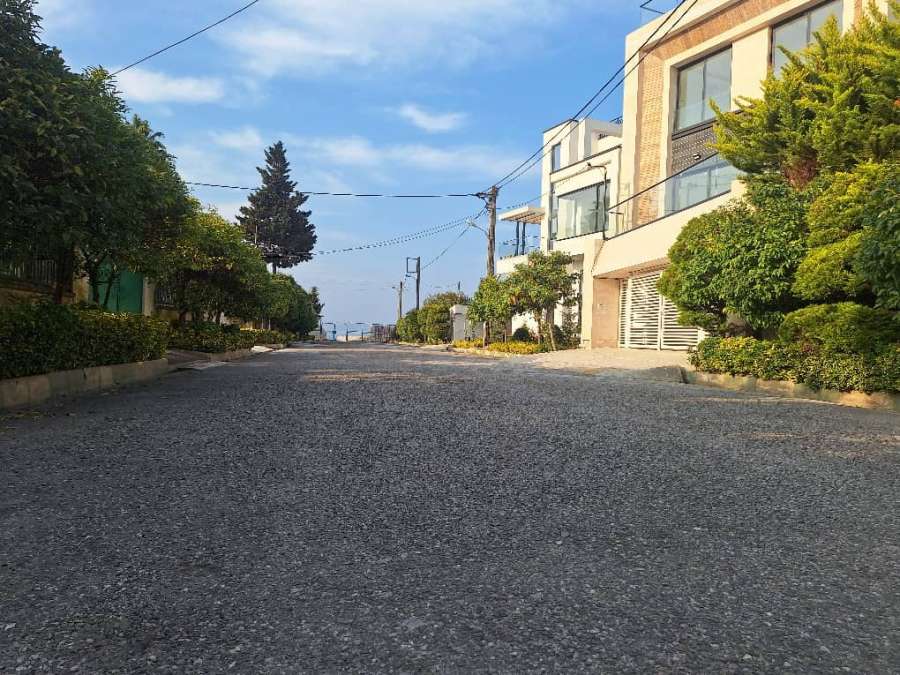 زمین ساحلی و شهرکی در سرخرود