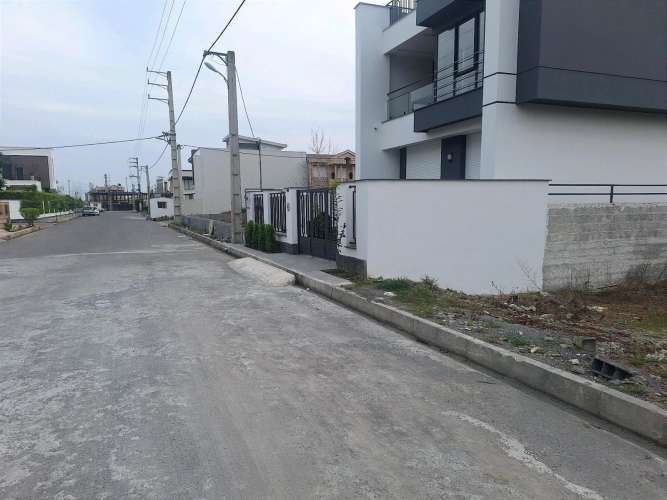 خرید زمین مسکونیِ سنددار در سرخرود