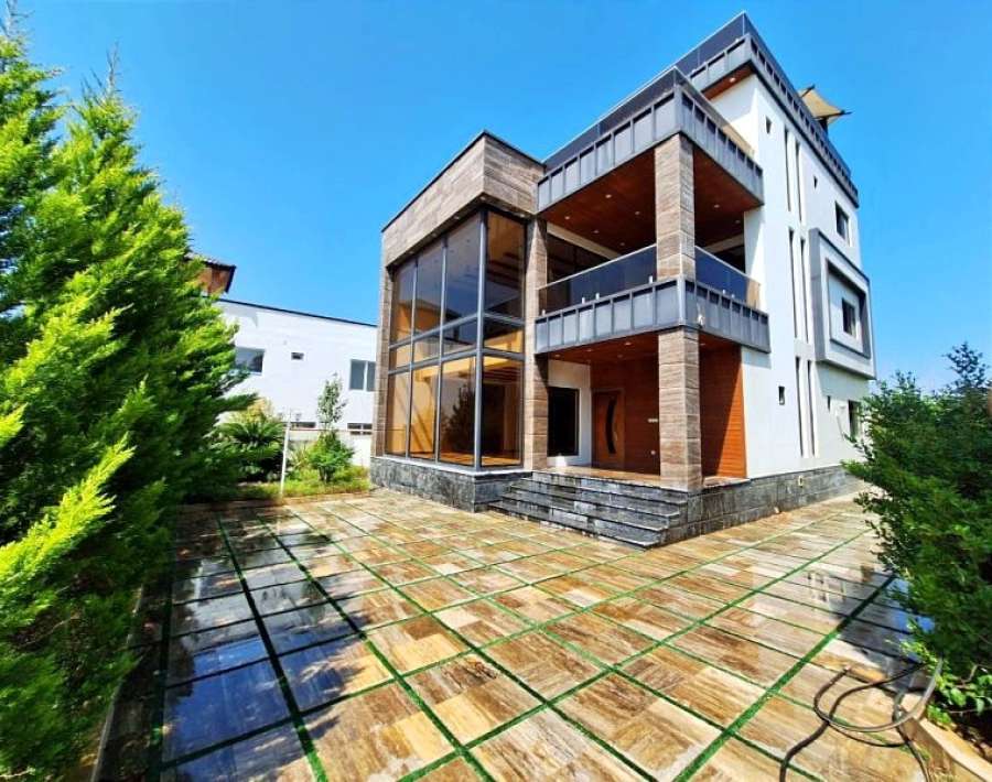 ویلا تریبلکس شهرکی در رویان