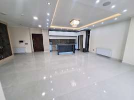 آپارتمان ساحلی نوساز در سرخرود