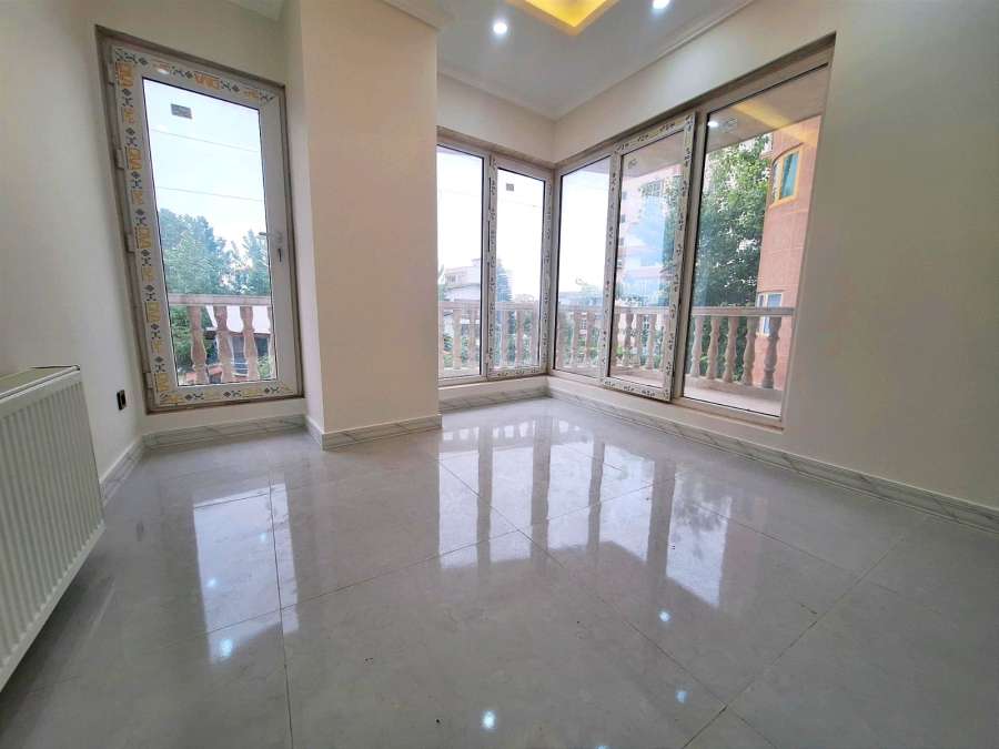 آپارتمان ساحلی نوساز در سرخرود