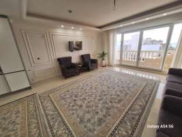 آپارتمان ساحلی نوساز رو به دریا