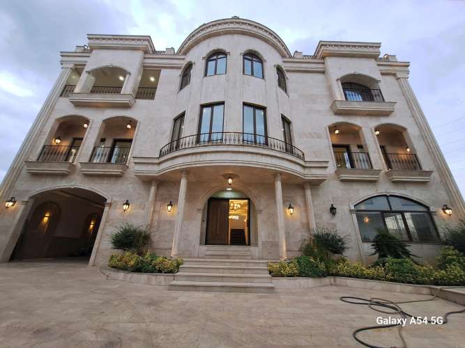 عمارت ویلایی مجلل در سرخرود