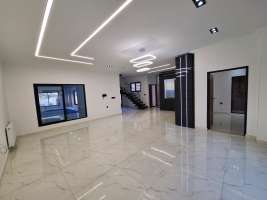 ویلا مدرن ساحلی استخردار در سرخرود 