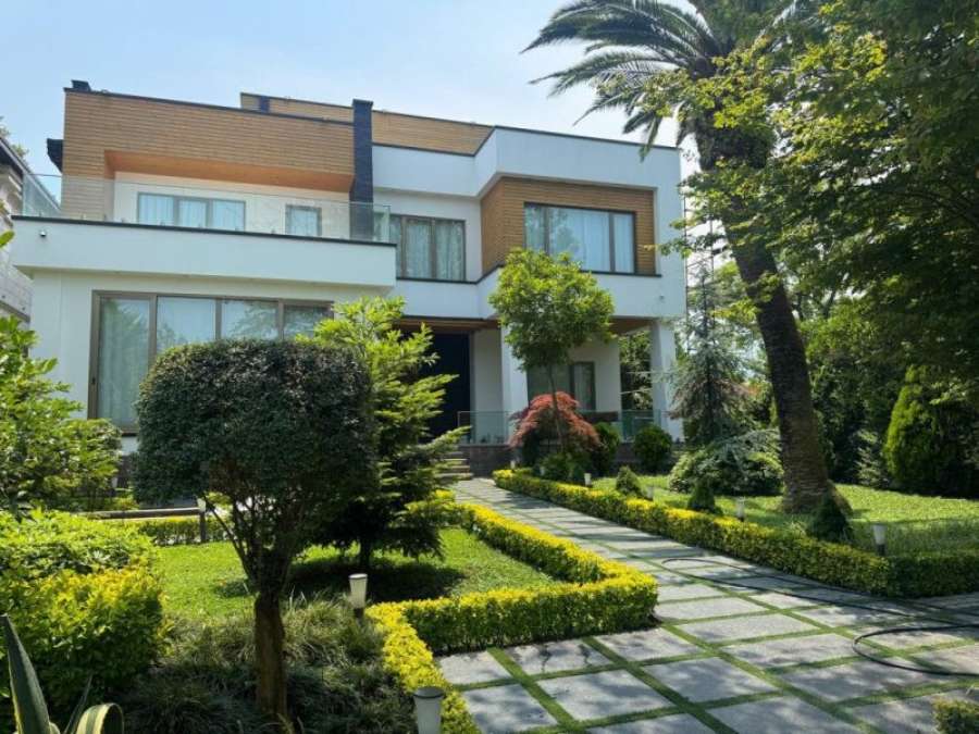ویلا مدرن استخردار در شهرک خانه دریا سرخرود 