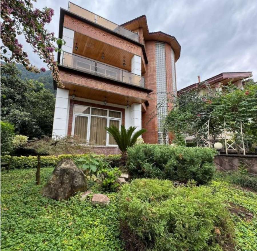 خرید ویلا تریپلکس در چلک نوشهر - منظر دریا