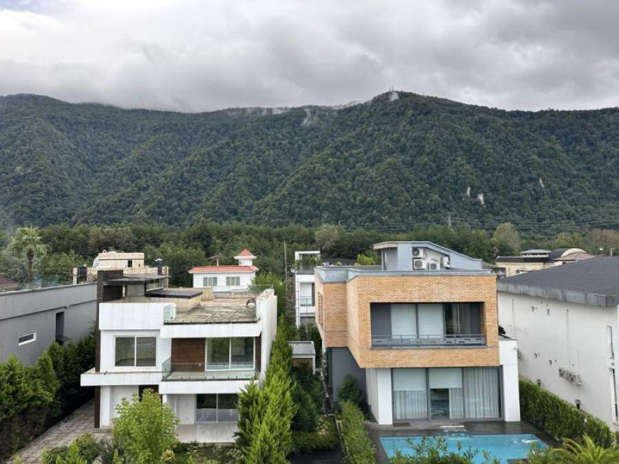 فروش ویلا مدرن استخردار در چلک نوشهر