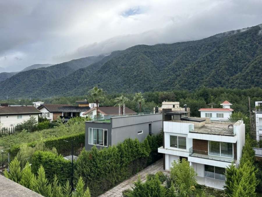 فروش ویلا مدرن استخردار در چلک نوشهر