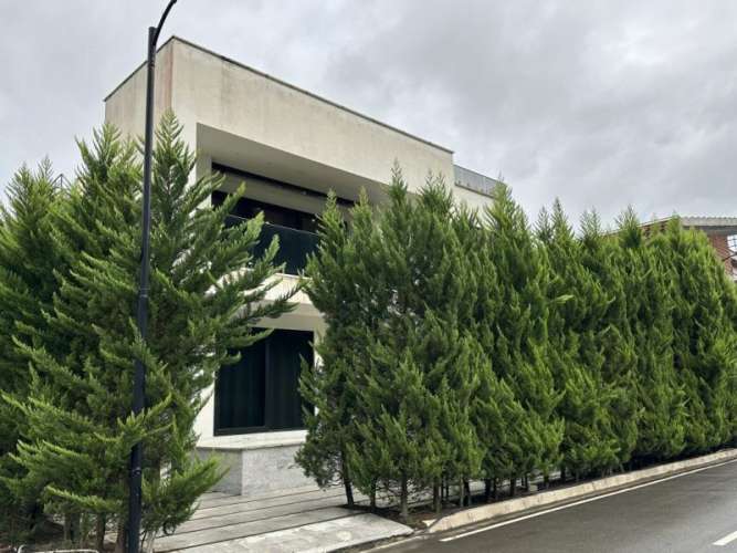 فروش ویلا مدرن استخردار در چلک نوشهر