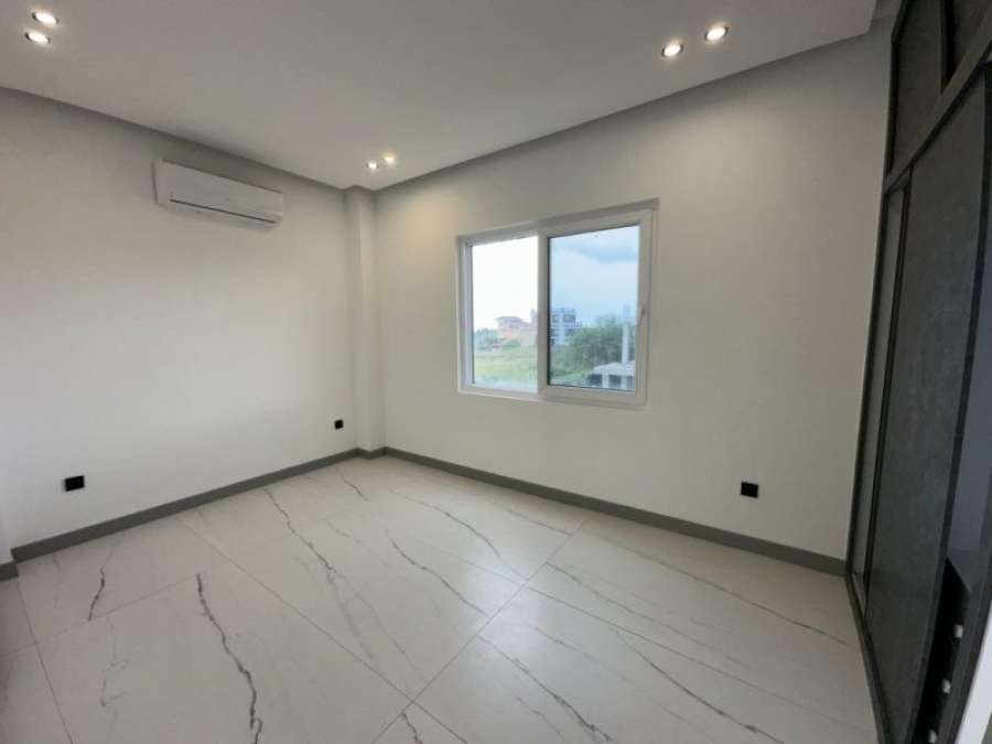 فروش ویلا مدرن استخردار در نخ شمال نوشهر