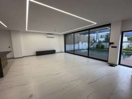 فروش ویلا مدرن استخردار در نخ شمال نوشهر