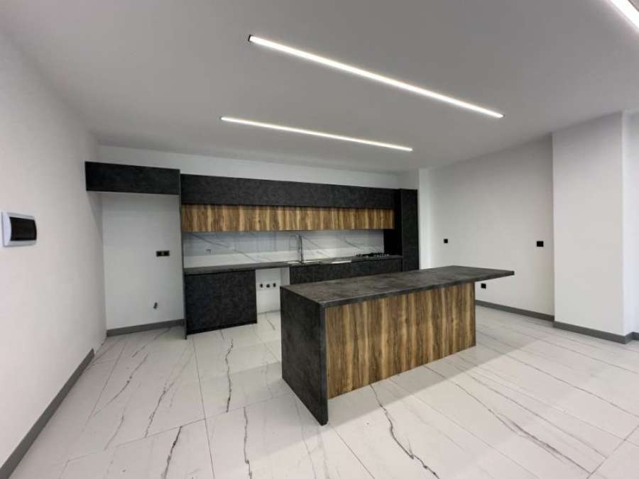 فروش ویلا مدرن استخردار در نخ شمال نوشهر