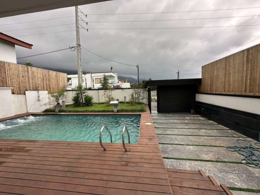 فروش ویلا مدرن استخردار در نخ شمال نوشهر