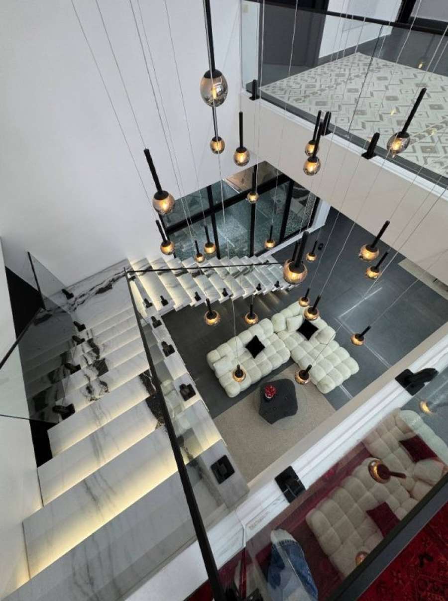 خرید ویلا مدرن استخردار در چلندر نوشهر