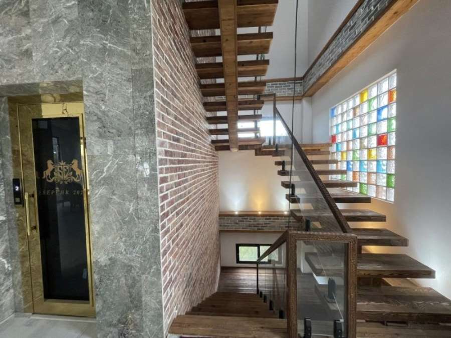 فروش ویلا مدرن استخردار در چلندر نوشهر 