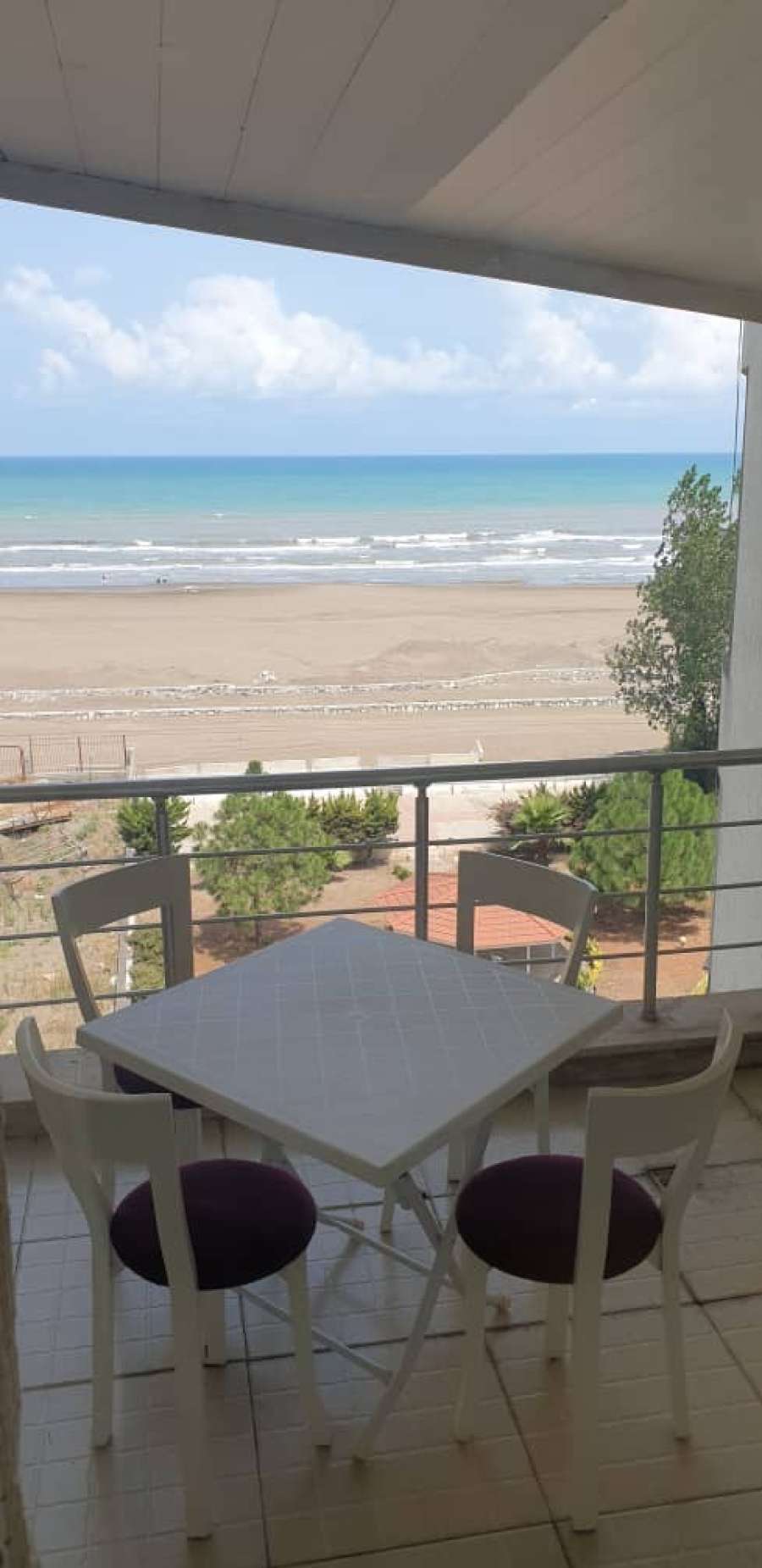 فروش آپارتمان ساحلی لب دریا در سرخرود 