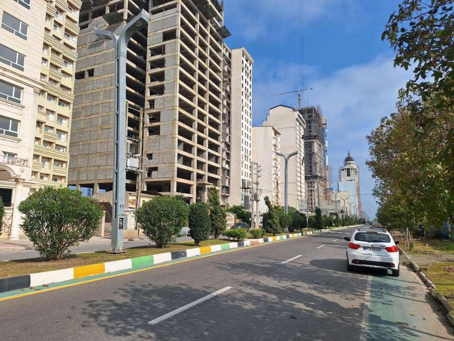 فروش زمین ساحلی در خط دریا سرخرود 