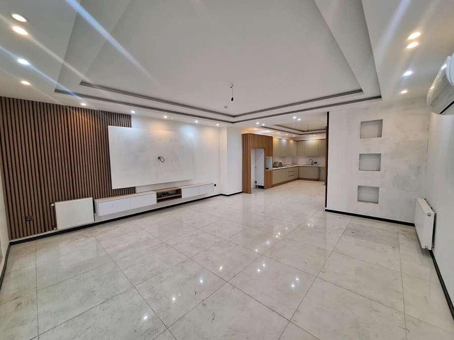 آپارتمان ساحلی نوساز در سرخرود