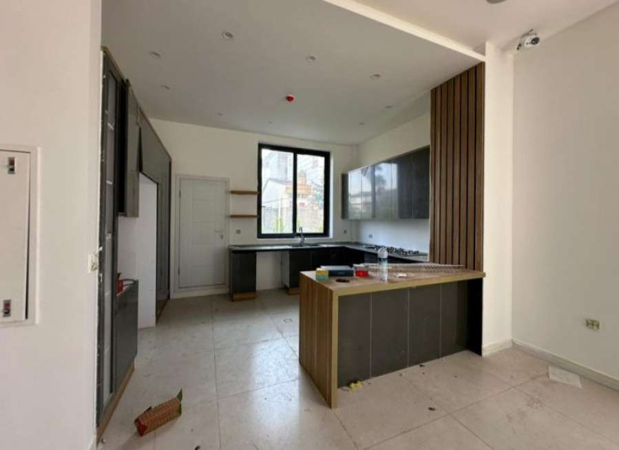 فروش ویلا مدرن استخردار شهرکی در رویان 