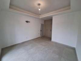 فروش آپارتمان ساحلی نوساز در خط دریا سرخرود 