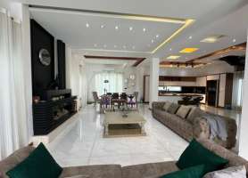 فروش ویلا مدرن استخردار در سرخرود 