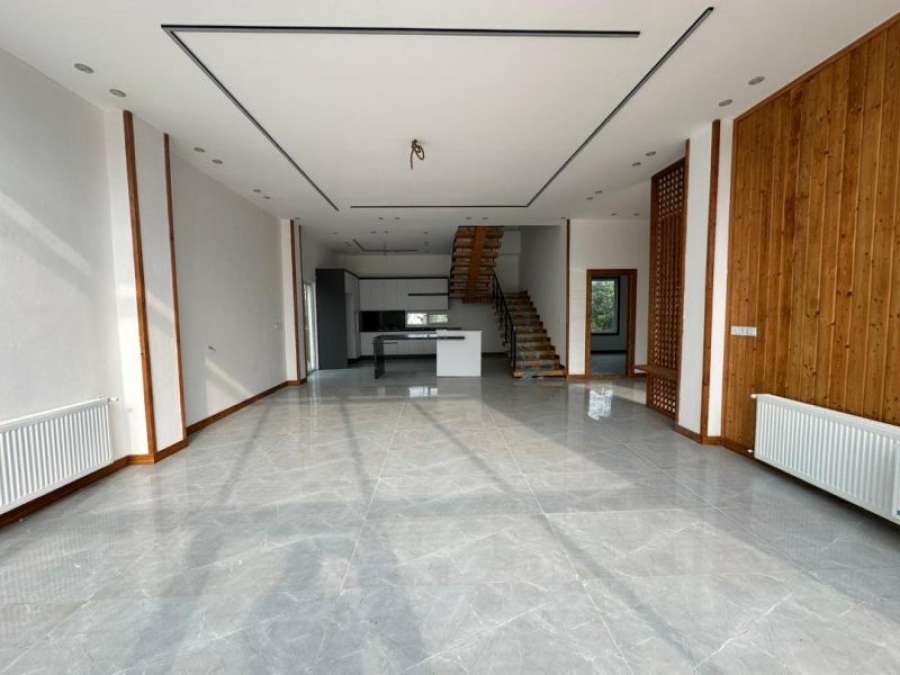 فروش ویلا مدرن استخردار در ونوش رویان 