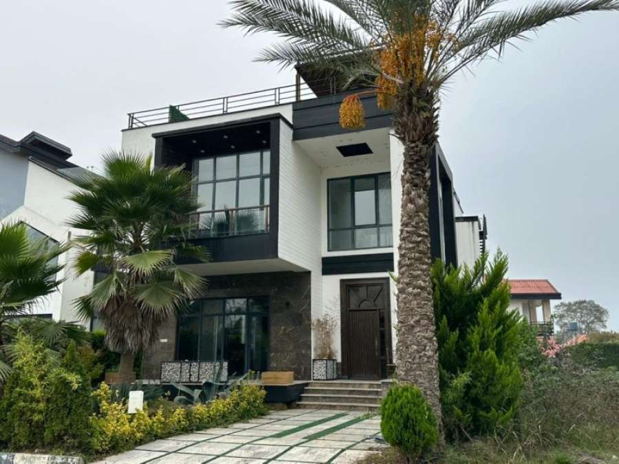 خرید ویلا مدرن استخردار شهرکی در سرخرود 