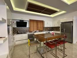 فروش ویلا مدرن استخردار شهرکی در سرخرود 