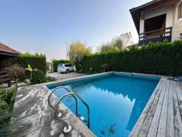 فروش ویلا مدرن استخردار شهرکی در سرخرود 