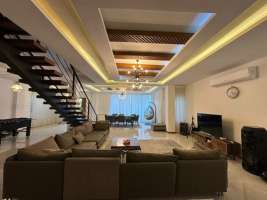 فروش ویلا مدرن استخردار شهرکی در سرخرود 