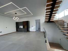 فروش ویلا مدرن استخردار در بندپی نوشهر 