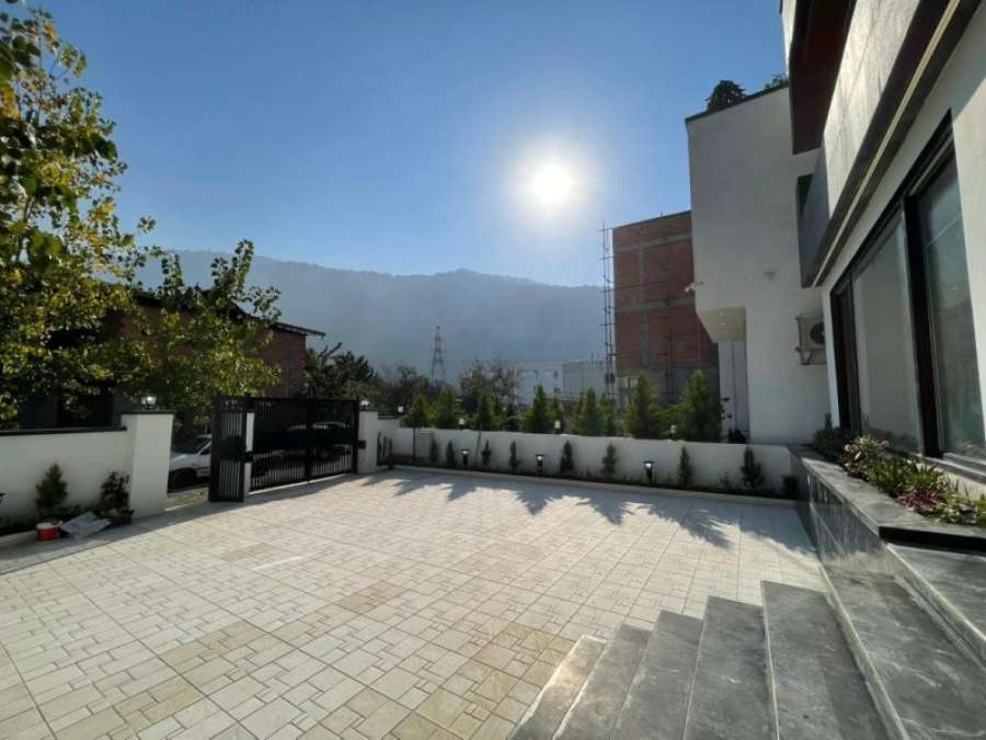 فروش ویلا مدرن استخردار در بندپی نوشهر 