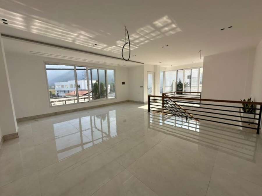 خرید ویلا مدرن استخردار در بندپی نوشهر 