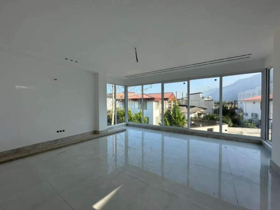 خرید ویلا مدرن استخردار در بندپی نوشهر 